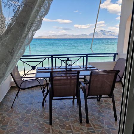 Appartamento Korinthian Sea View Nerántza Esterno foto