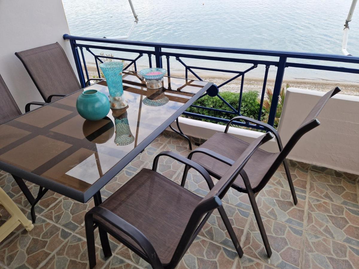 Appartamento Korinthian Sea View Nerántza Esterno foto